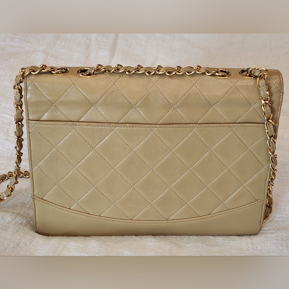 Chanel Lambskin Flap Bag Beige Chain Strap Classic Leather Purse 24K Gold Double - Picture 4 of 12